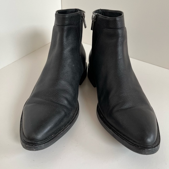 Via Spiga Shoes - Via Spiga Black Ankle Boot size 7.5
